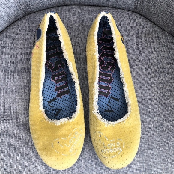 Vintage Y2K Kitson LA yellow velvet embellished ballet flats 8.5 - Picture 2 of 9